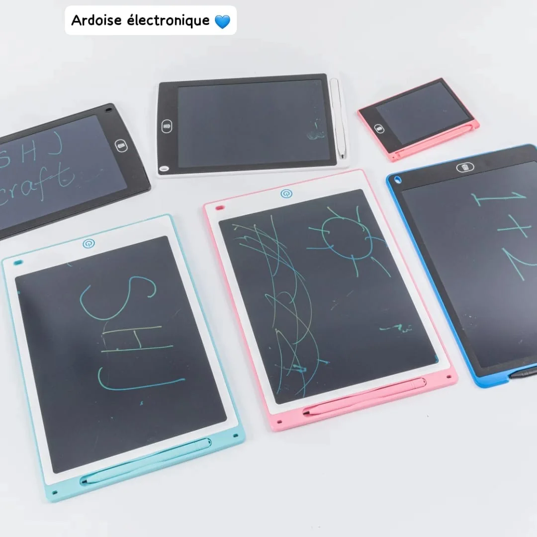 Plusieurs ardoises électroniques de différentes tailles